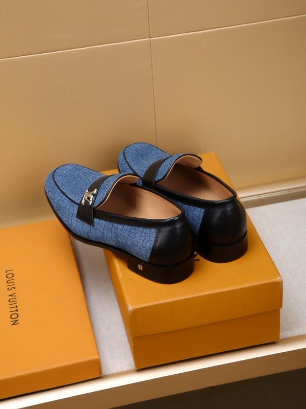 ルイヴィトン靴着用イメージ